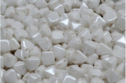 Pyramid Stud Beads 6x6mm (111-95030-06x06-02010-14400)