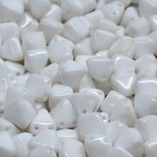 Pyramid Stud Beads 6x6mm (111-95030-06x06-02020)