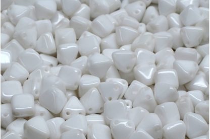 Pyramid Stud Beads 6x6mm (111-95030-06x06-02020)