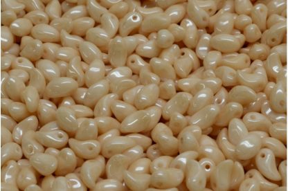 Lily Petal Beads 4x6mm (111-69803-04x06-02010-14413)