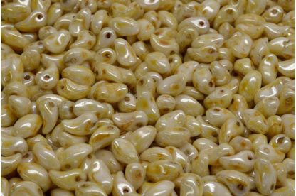 Lily Petal Beads 4x6mm (111-69803-04x06-02010-65401)