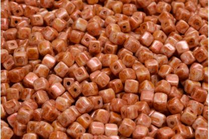 Cube Beads 4x4mm (111-59007-04x04-02010-65324)