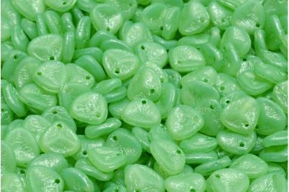 Rose Petal Beads 8x7mm (111-00077-08x07-81000-84100-54322)