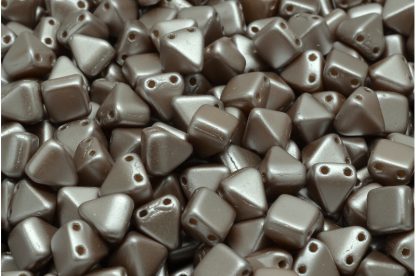 Pyramid Stud Beads 6x6mm (111-95030-06x06-02010-25005)