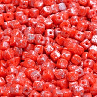 Cube Beads 4x4mm (111-59007-04x04-93400-94400)