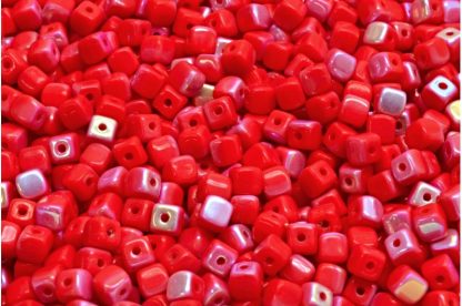 Cube Beads 4x4mm (111-59007-04x04-93200-28701)
