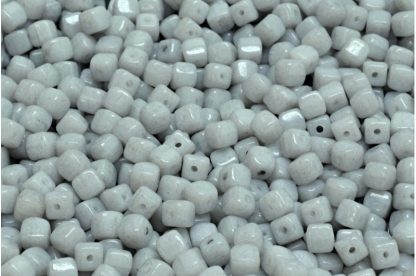 Cube Beads 4x4mm (111-59007-04x04-02010-34311)