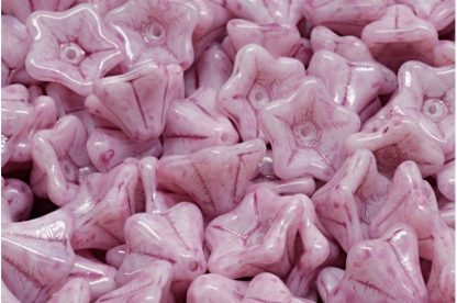 Petunia Flower Beads 8x13mm (111-00285-08x13-02010-34306)