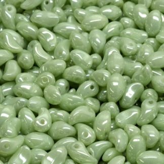 Lily Petal Beads 4x6mm (111-69803-04x06-02010-14457)