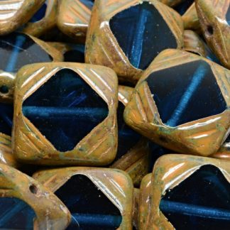 TCB Window Designed Beads 15x15mm (991-33334-15x15-60080-86800-33302)