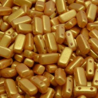 2 Hole Brick Beads 4x8mm (111-30516-04x08-02010-24101)