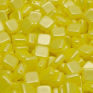 2 Holes Pressed Tile Beads 6x6mm (111-30516-06x06-02010-24002)