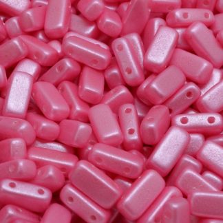 2 Hole Brick Beads 4x8mm (111-30516-04x08-02010-24004)
