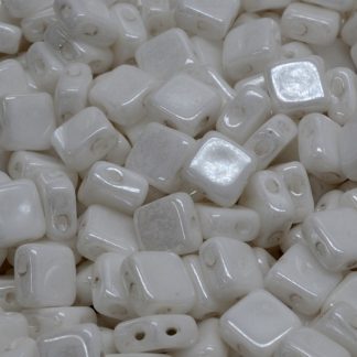 Flat Silky Beads - 2 Holes 6x6mm (111-30517-06x06-02010-14400)